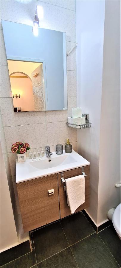 Central Arghezi University Square Apartment Bucureşti Ngoại thất bức ảnh