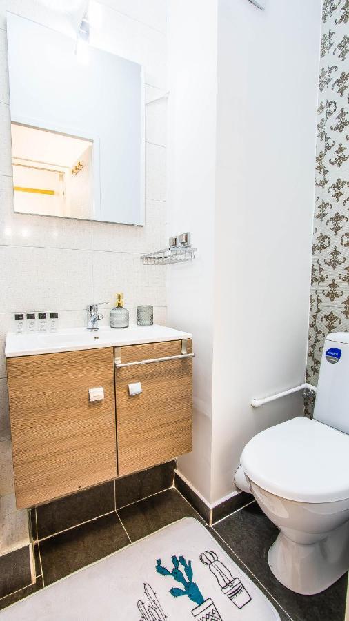 Central Arghezi University Square Apartment Bucureşti Ngoại thất bức ảnh